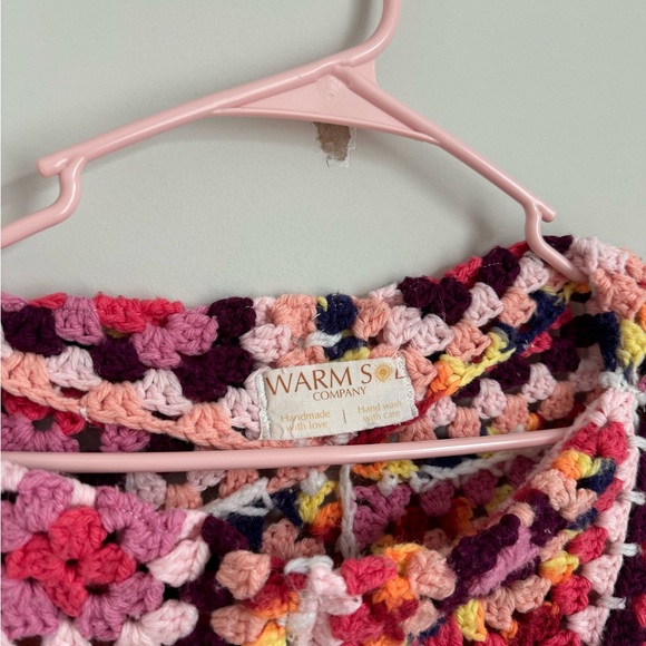 Gorgeous handmade bell sleeve grandma square pullover sweater - Picture 3 of 9